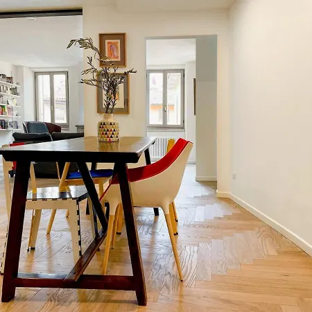 A Casa Di Nalis アパート